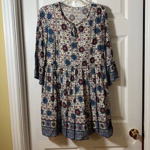 Jodifl Size Small BoHo dress with ruffle sleeves and crochet detail - Picture 1 of 10